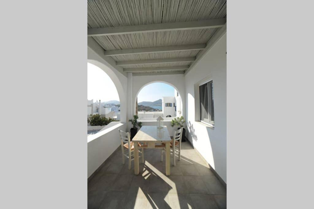 ナウサMariannas Houseアパートメント エクステリア 写真